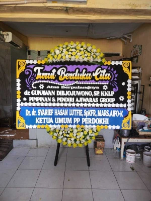 Papan Bunga di Jatireja Compreng